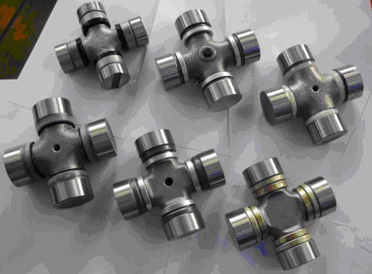 Stock de crucetas para línea liviana y pesada